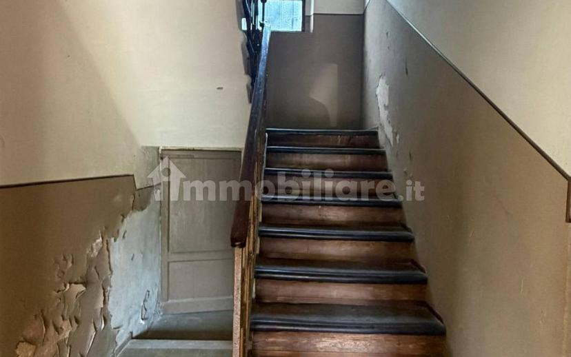 Appartamento via Vittorio Barzoni 2, Casbeno, Varese — foto 23 di 45