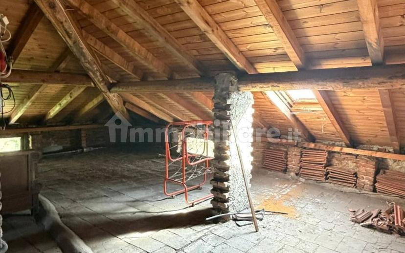 Appartamento via Vittorio Barzoni 2, Casbeno, Varese — foto 20 di 45