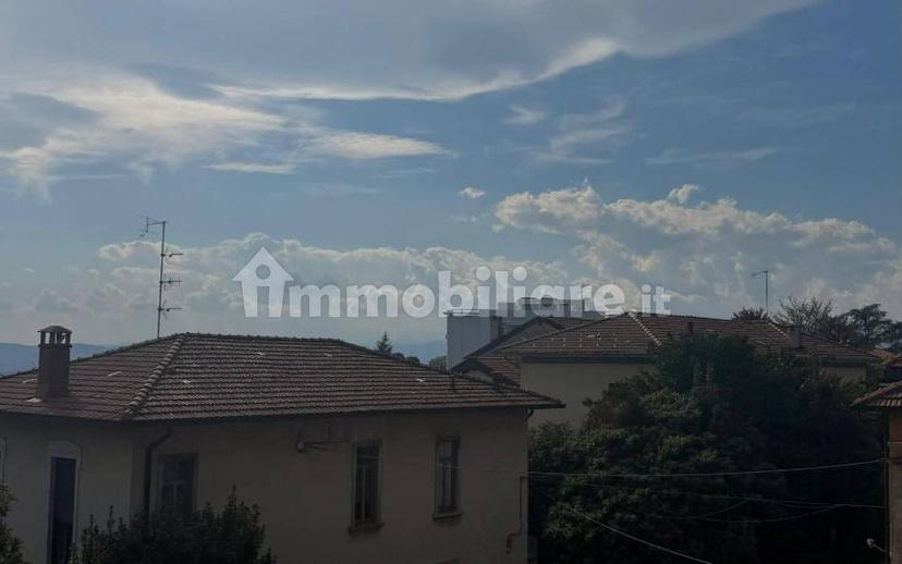 Appartamento via Vittorio Barzoni 2, Casbeno, Varese — foto 37 di 45