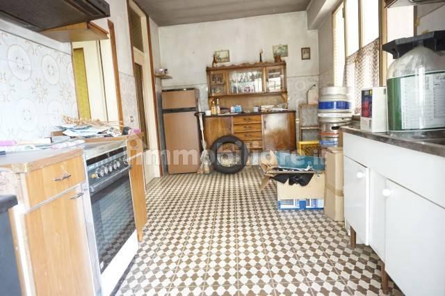 Trilocale via Boarolo, Piazza Caduti, Sotto il Monte Giovanni XXIII — foto 12 di 19
