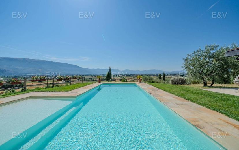 Villa unifamiliare via Federico Giunchi, San Luca, Montefalco — foto 2 di 21