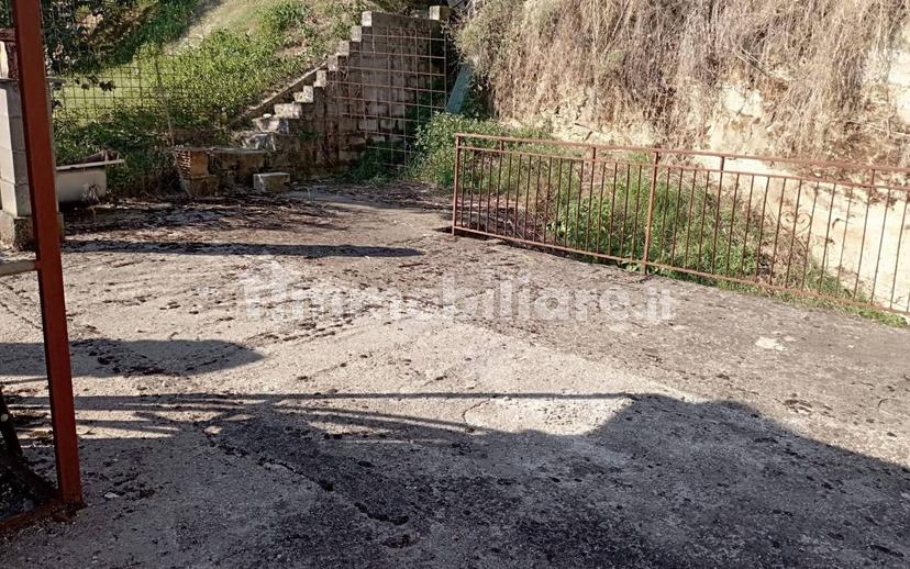 Terratetto unifamiliare via Medina, Medina, Sant'Angelo a Cupolo — foto 3 di 23