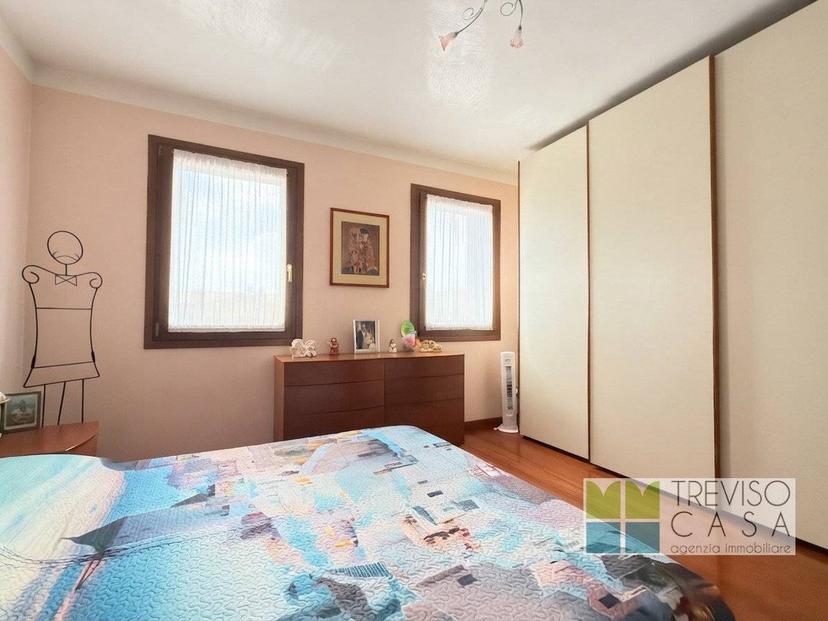 Villa a schiera via Dante Alighieri, Centro, Giavera del Montello — foto 2 di 27