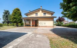 Villa unifamiliare Strada Canossa 26, Marcaria