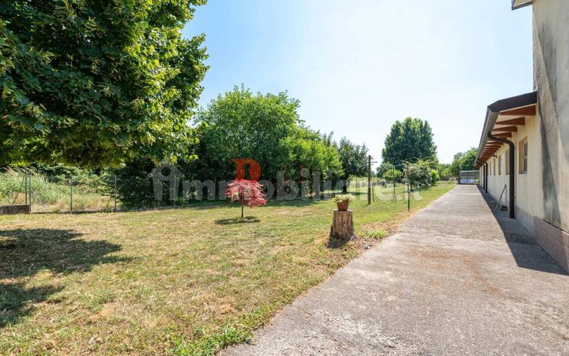Villa unifamiliare Strada Canossa 26, Marcaria — foto 9 di 40