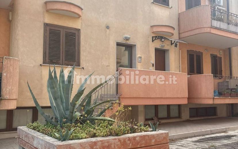 Trilocale viale dei Lilium, Terlizzi