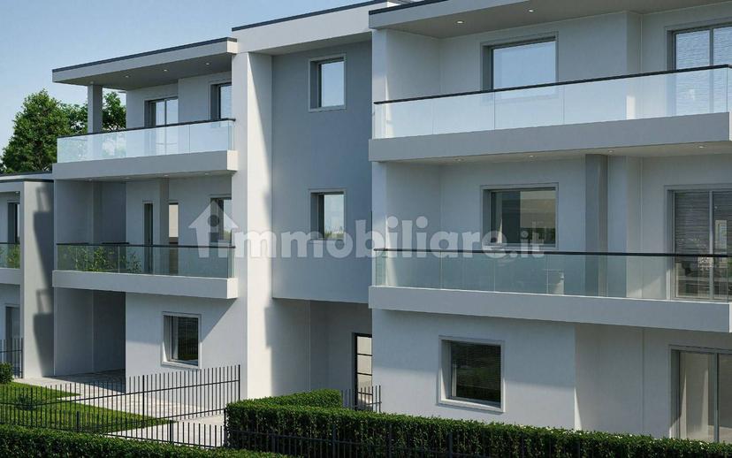 Attico via Giuseppe Mazzini 25, Lucino, Montano Lucino — foto 3 di 9
