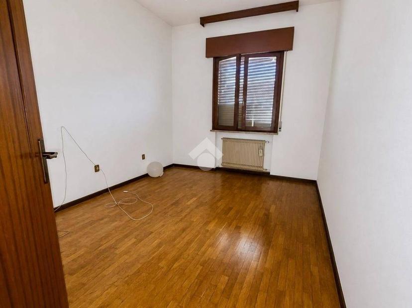 Trilocale viale vittorio veneto 33, Godega, Godega di Sant'Urbano — foto 8 di 11