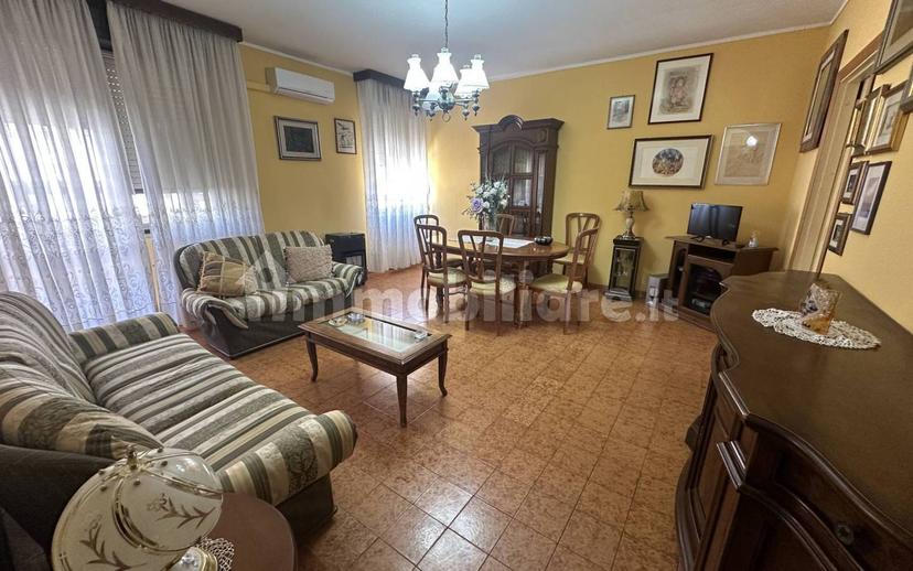 Appartamento via Sant'Antioco, Centro, Nuoro — foto 14 di 15