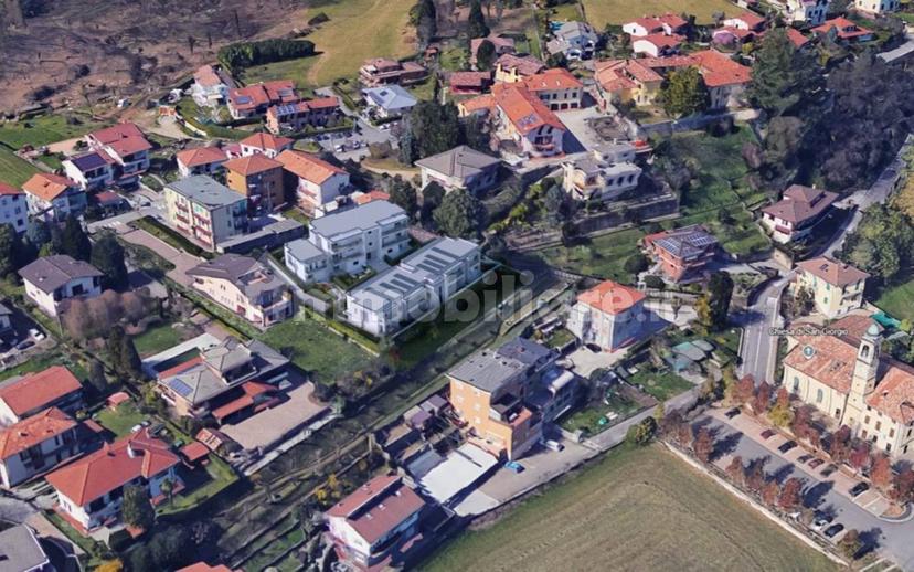 Attico via Giuseppe Mazzini 25, Lucino, Montano Lucino — foto 5 di 9