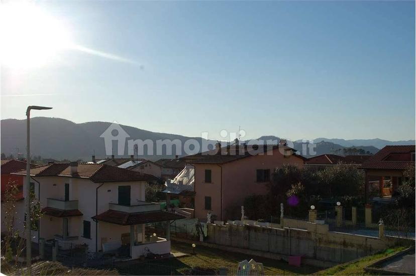 Quadrilocale via caniparola , 10, Caniparola, Fosdinovo — foto 24 di 45