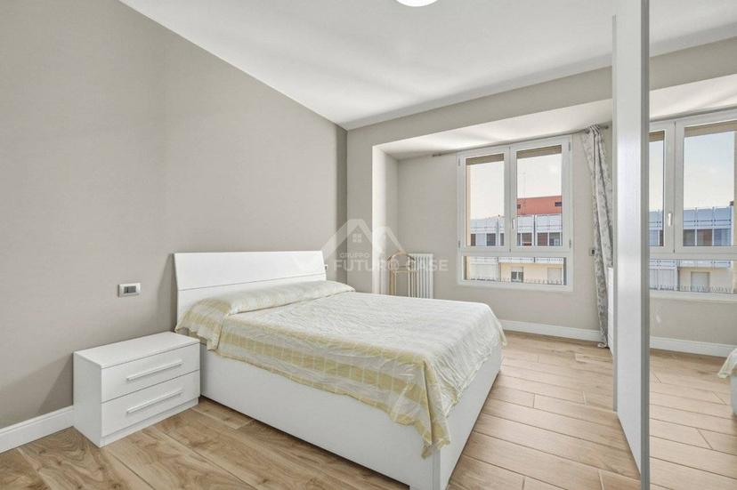 Trilocale ottimo stato, quinto piano, Ospizio - San Maurizio, Reggio Emilia — foto 10 di 11
