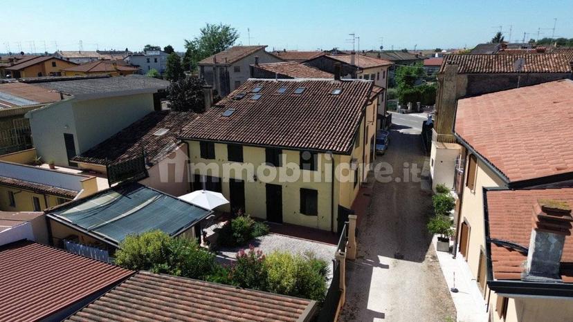 Villa a schiera via Duca degli Abruzzi, Centro, Mozzecane — foto 11 di 13