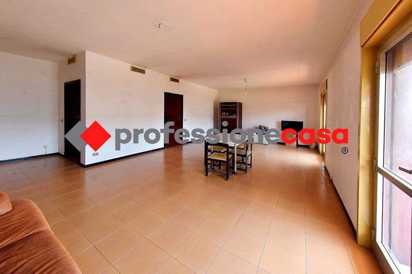 Quadrilocale via Perugia , 35, San Nicola la Strada — foto 20 di 48