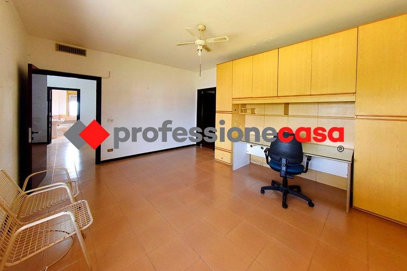 Quadrilocale via Perugia , 35, San Nicola la Strada — foto 7 di 48