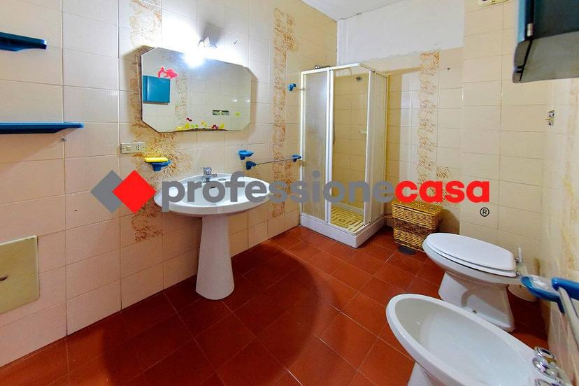 Quadrilocale via Perugia , 35, San Nicola la Strada — foto 34 di 48