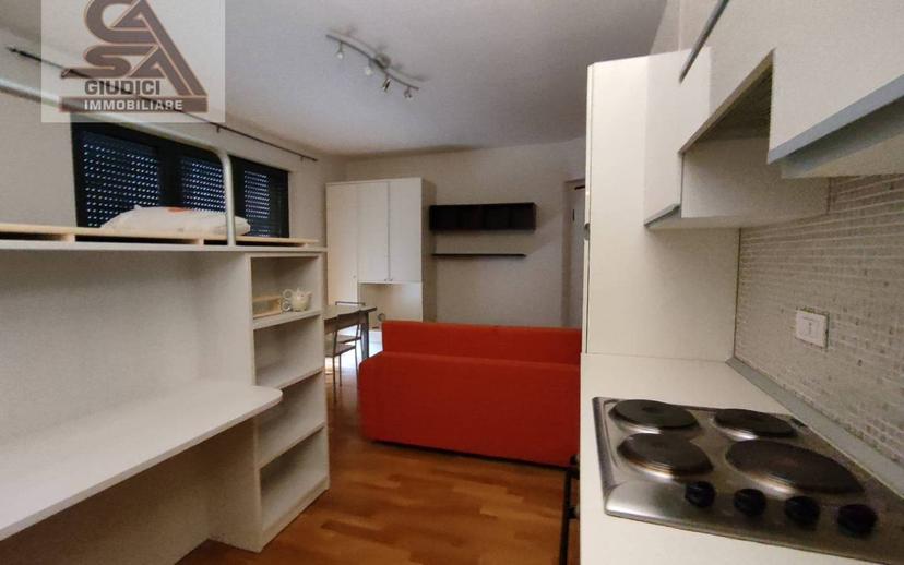 Monolocale viale Rimembranze 3, Saronno — foto 16 di 22