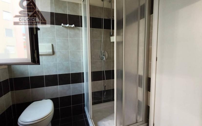 Monolocale viale Rimembranze 3, Saronno — foto 8 di 22
