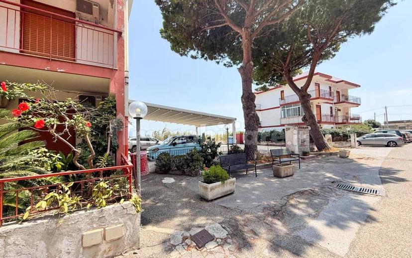 Trilocale via Nazionale Galati Marina 11, Galati, Messina — foto 11 di 50