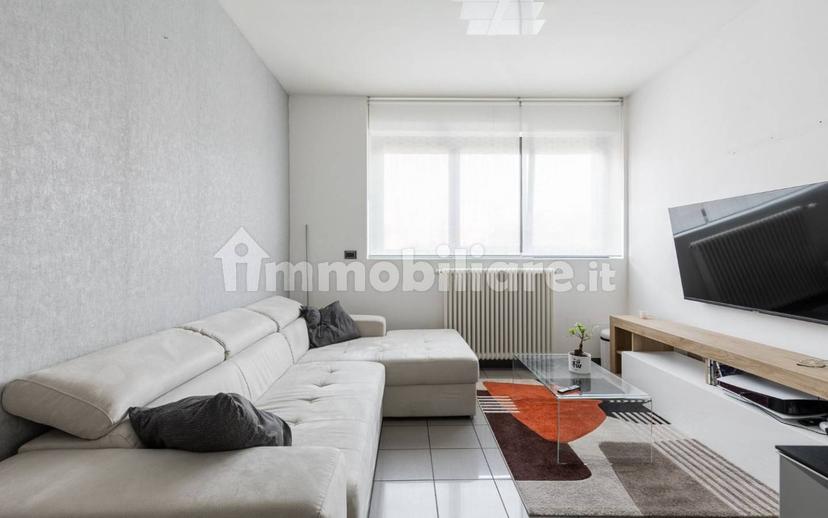 Trilocale via Larga 34, San Vitale - Roveri, Bologna — foto 2 di 31
