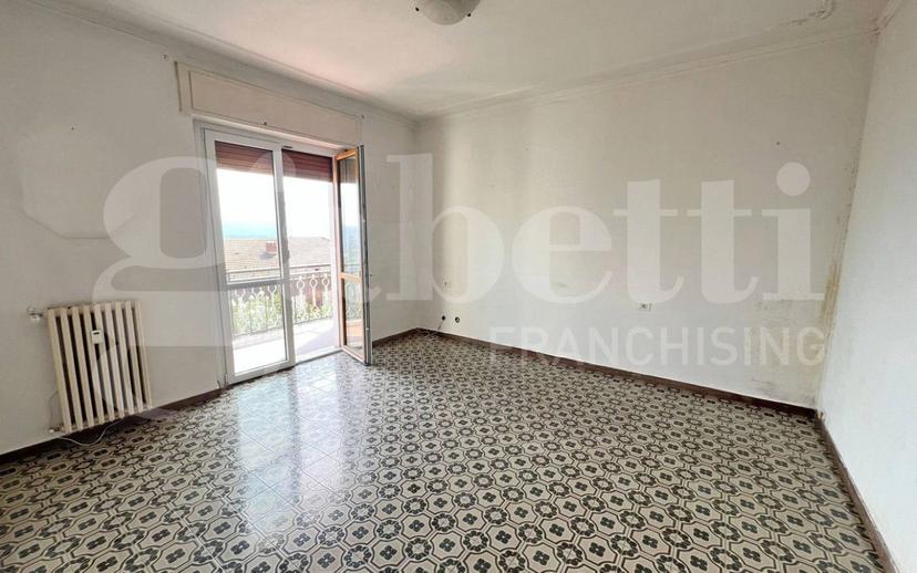 Trilocale via alba, Centro, La Morra — foto 2 di 25