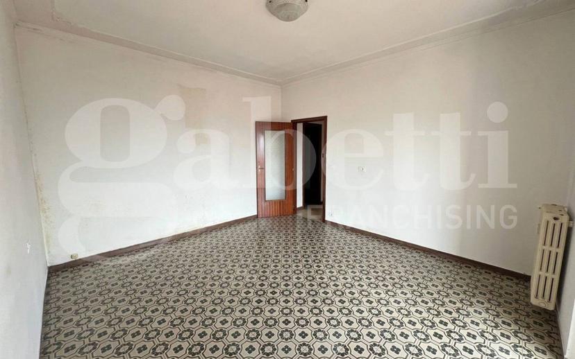 Trilocale via alba, Centro, La Morra — foto 24 di 25
