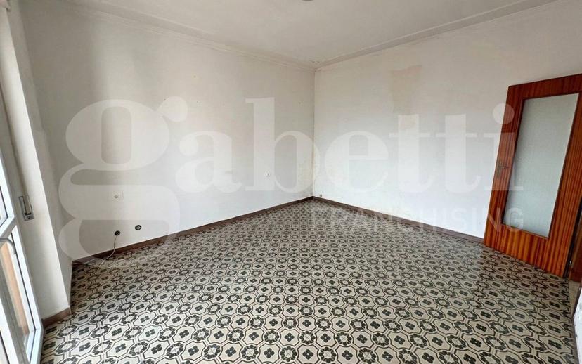 Trilocale via alba, Centro, La Morra — foto 14 di 25