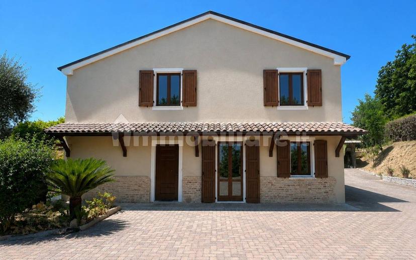Casa colonica Saltara, Colli al Metauro — foto 3 di 22