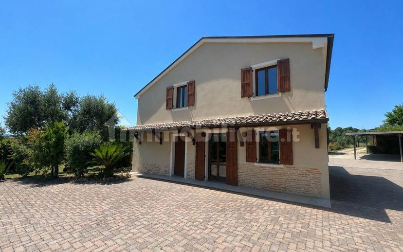 Casa colonica Saltara, Colli al Metauro — foto 5 di 22