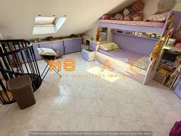 Trilocale via Al Piemonte, 24, Centro, Albenga