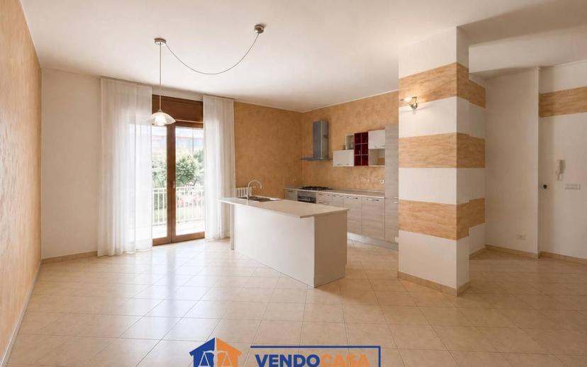 Trilocale piazza Camillo dal Pozzo 7, Nizza Monferrato — foto 10 di 20