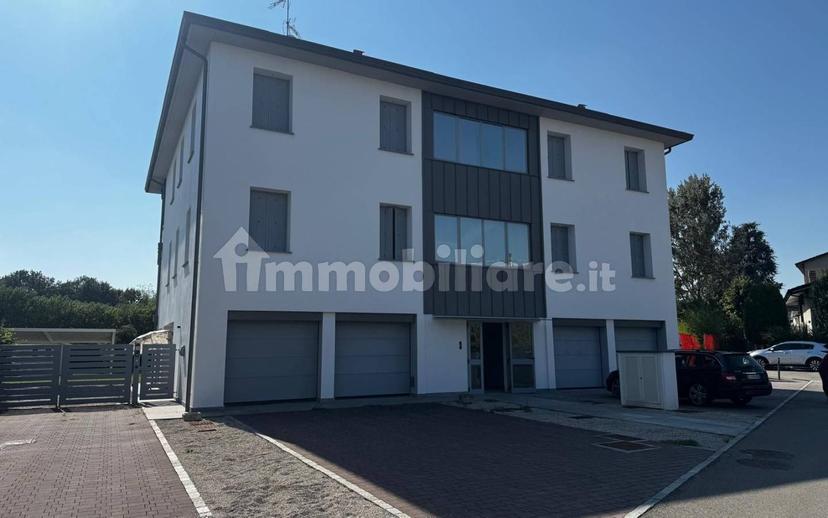 Appartamento via Riccardo Zandonai, Centro, Formigine — foto 2 di 6
