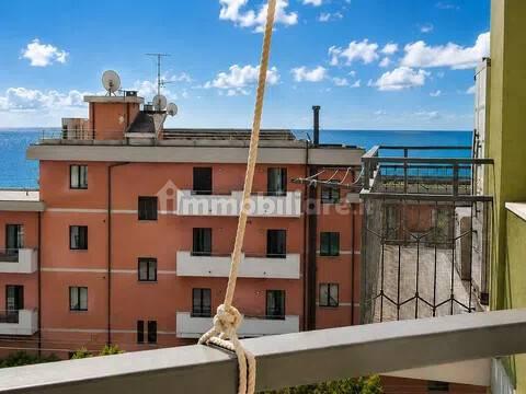 Bilocale via Ghirardi, 8, Centro, Pietra Ligure — foto 24 di 26