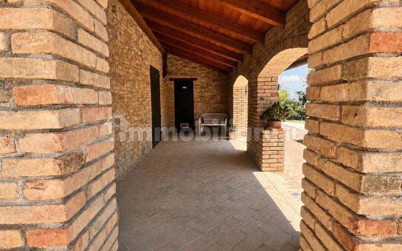 Casa colonica via della Fonte Romana 5, Fratte Rosa — foto 18 di 18