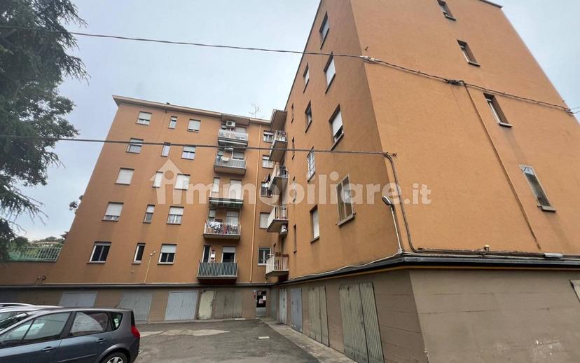 Trilocale via don sturzo, 9, Saragozza fuori Porta, Bologna — foto 11 di 20