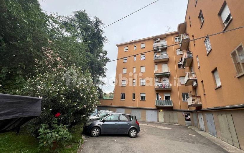 Trilocale via don sturzo, 9, Saragozza fuori Porta, Bologna — foto 7 di 20