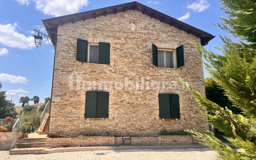 Casa colonica via della Fonte Romana 5, Fratte Rosa — foto 8 di 18