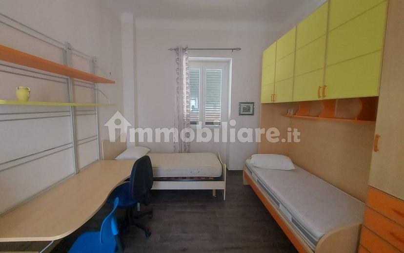 Stanza singola via Giovanni Giovine 37, Taranto — foto 3 di 11