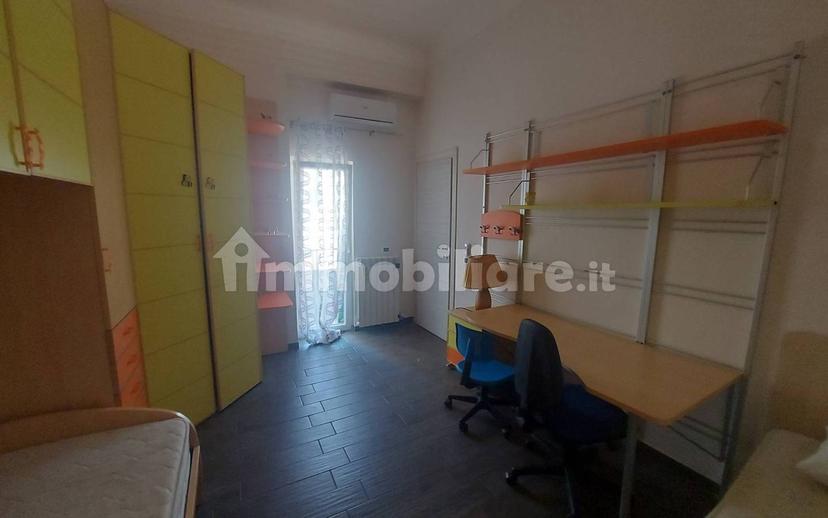 Stanza singola via Giovanni Giovine 37, Taranto — foto 2 di 11