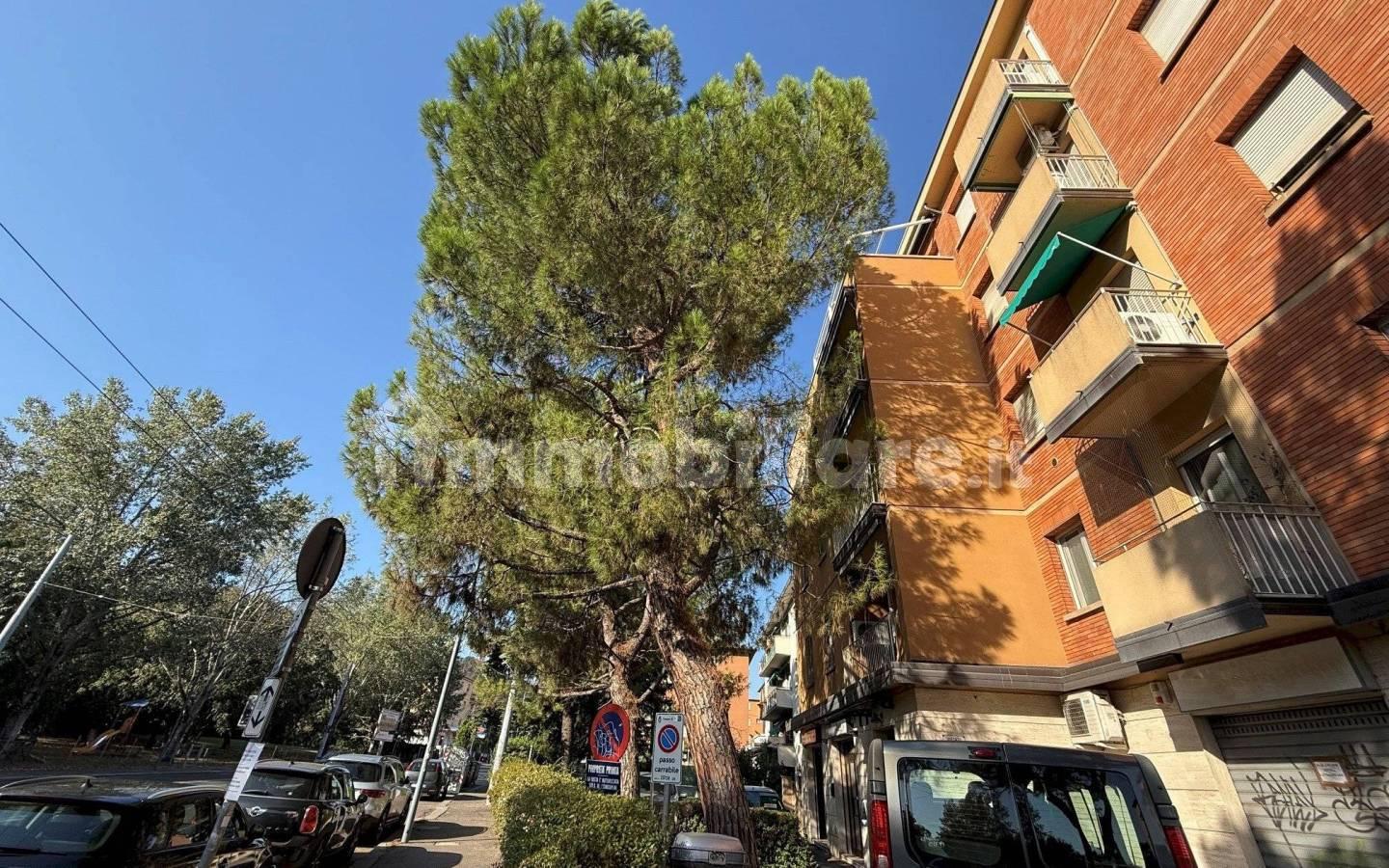Trilocale via don sturzo, 9, Saragozza fuori Porta, Bologna