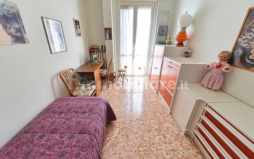 Trilocale via Benedetto Croce, 7, Nova Milanese — foto 18 di 34