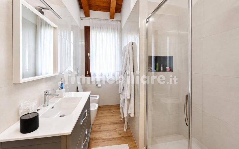Villa bifamiliare, ottimo stato, 171 m², Centro, Montegrotto Terme — foto 25 di 26