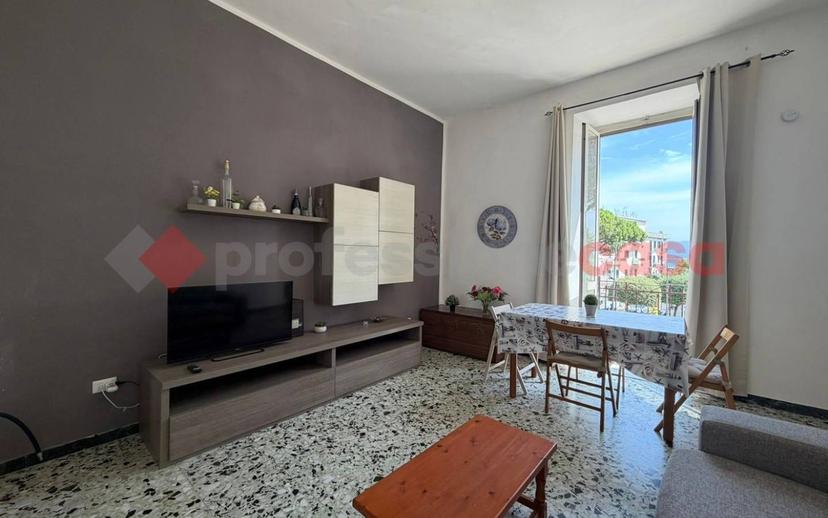 Trilocale piazza della Libertà, Gaeta — foto 21 di 35