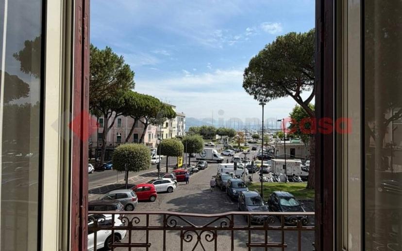 Trilocale piazza della Libertà, Gaeta — foto 19 di 35