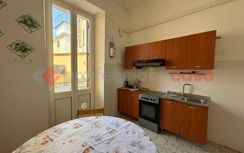 Trilocale piazza della Libertà, Gaeta — foto 34 di 35