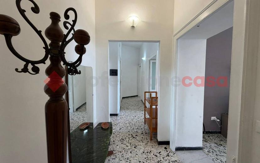 Trilocale piazza della Libertà, Gaeta — foto 25 di 35