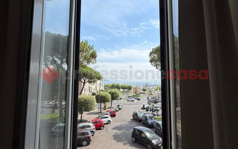 Trilocale piazza della Libertà, Gaeta — foto 31 di 35