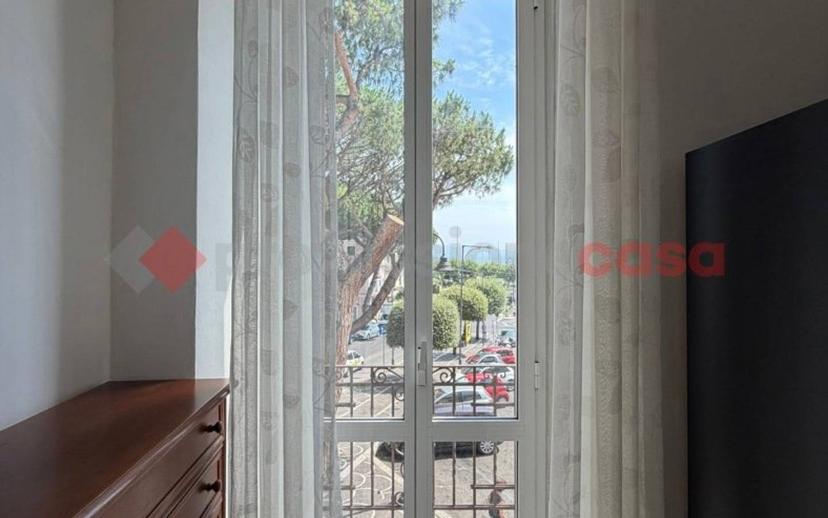 Trilocale piazza della Libertà, Gaeta — foto 15 di 35