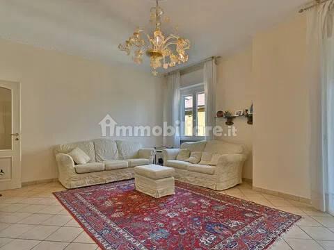 Quadrilocale via Nazario Sauro San C, Centro, Albenga — foto 8 di 69