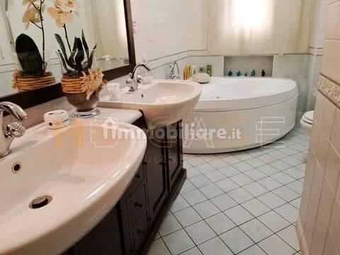 Quadrilocale via Nazario Sauro San C, Centro, Albenga — foto 29 di 69